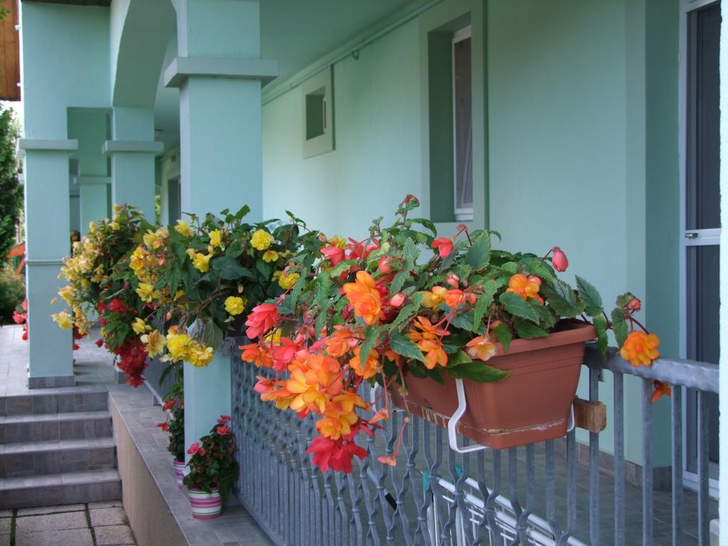 Rajna Apartmanhaz Bogács Exterior foto