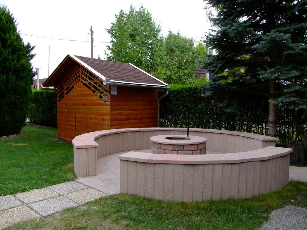 Rajna Apartmanhaz Bogács Exterior foto